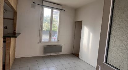 Apartment 2 rooms of 31 m² in Nanterre (92000)