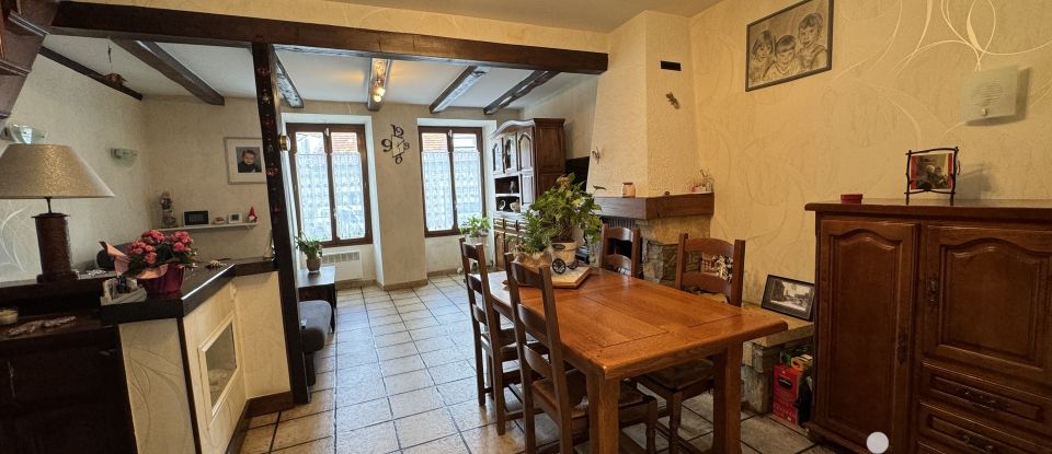 Apartment 5 rooms of 150 m² in Presles-en-Brie (77220)