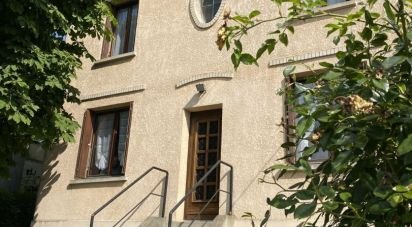 House 5 rooms of 85 m² in Mont-Saint-Aignan (76130)