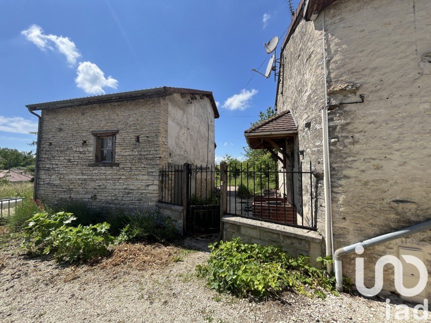 Village house 4 rooms of 64 m² in Arsonval (10200)