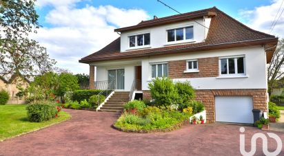 Maison traditionnelle 7 pièces de 149 m² à Montceau-les-Mines (71300)