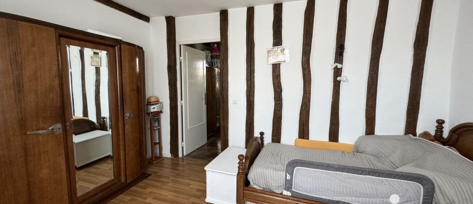 Village house 5 rooms of 148 m² in Châtres (77610)