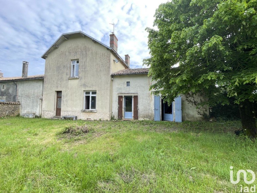 Vente Maison 102m² 3 Pièces à Clussais-la-Pommeraie (79190) - Iad France