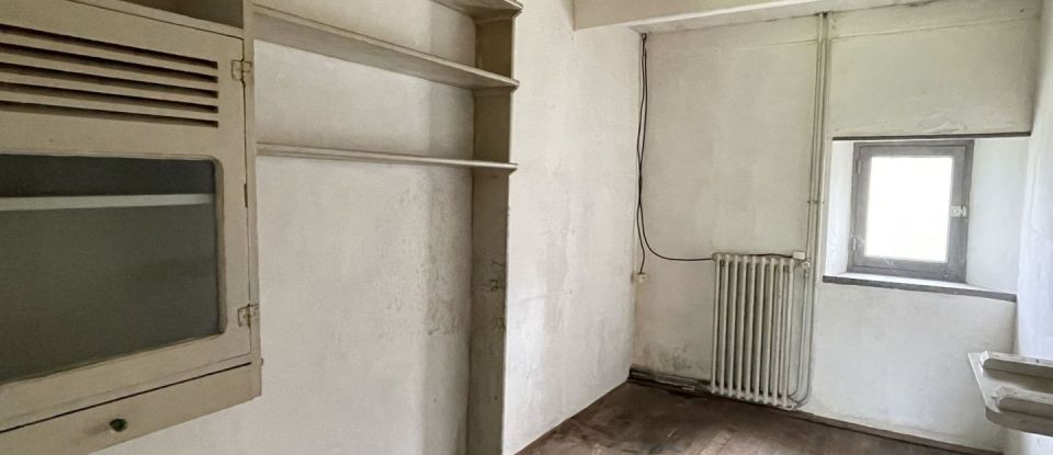 Maison 3 pièces de 102 m² à Clussais-la-Pommeraie (79190)