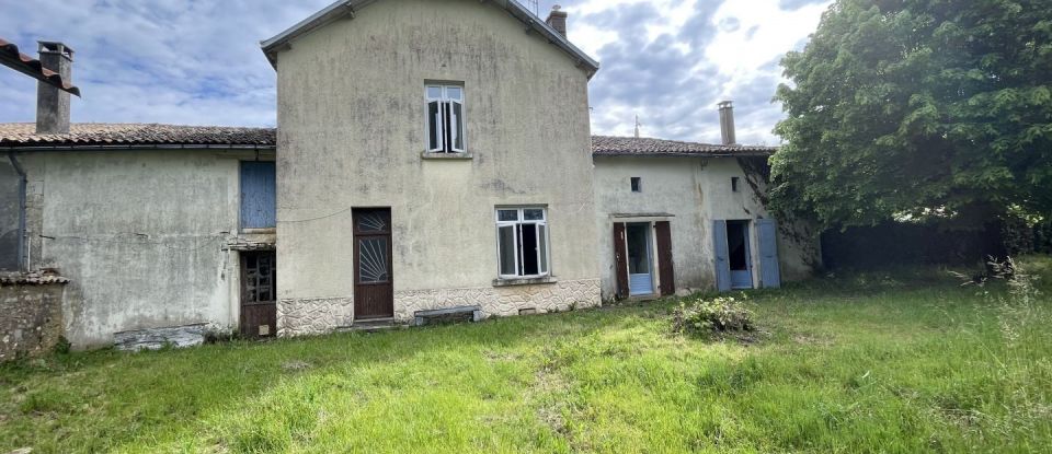 Maison 3 pièces de 102 m² à Clussais-la-Pommeraie (79190)