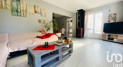 House 4 rooms of 90 m² in Saint-Laurent-d'Arce (33240)