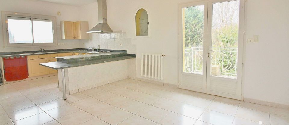 Maison 7 pièces de 180 m² à Castanet-Tolosan (31320)