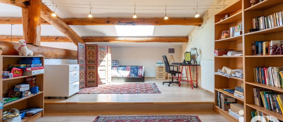 Maison 7 pièces de 172 m² à Rochefort-du-Gard (30650)