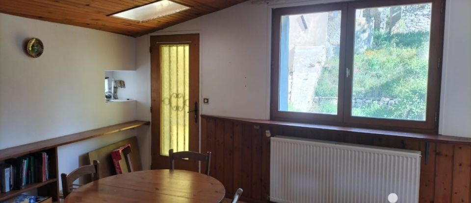 Village house 5 rooms of 97 m² in Camps-sur-l'Agly (11190)