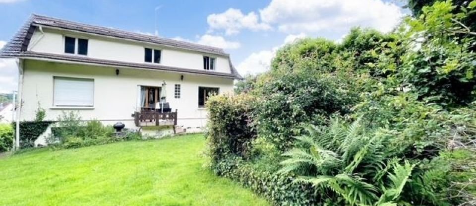 Maison 6 pièces de 145 m² à Coubron (93470)