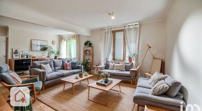 Maison 6 pièces de 145 m² à Coubron (93470)