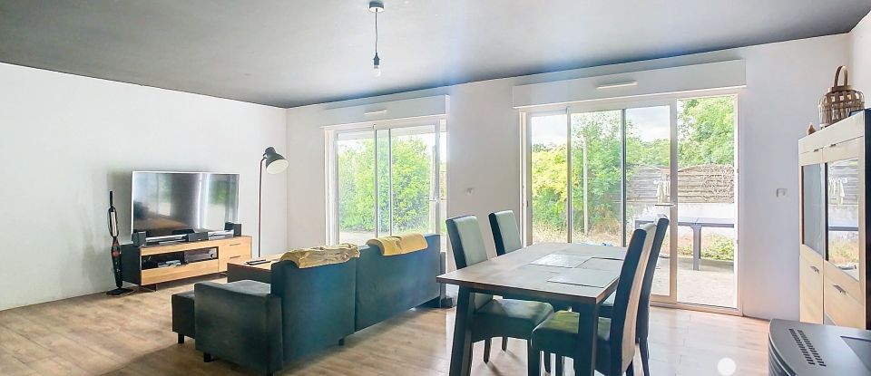 Maison 4 pièces de 108 m² à Courçon (17170)