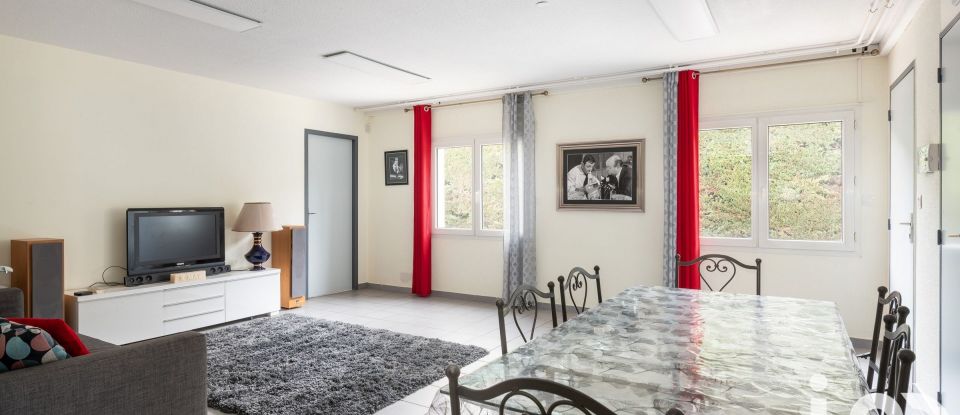 Maison 7 pièces de 300 m² à Claix (38640)