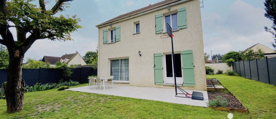 Maison 5 pièces de 100 m² à Saint-Fargeau-Ponthierry (77310)