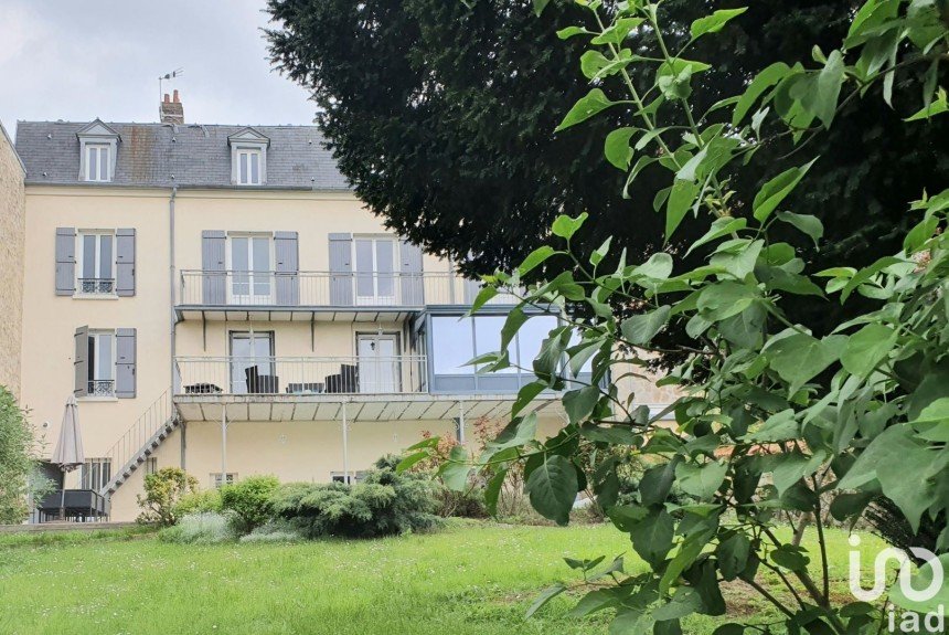 Maison 17 pièces de 309 m² à Pontoise (95300)