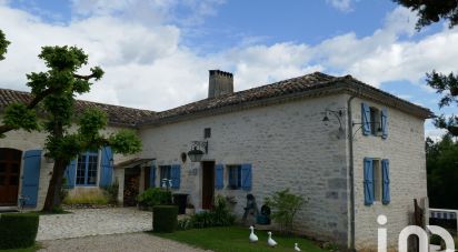 Demeure 14 pièces de 394 m² à Montcuq-en-Quercy-Blanc (46800)