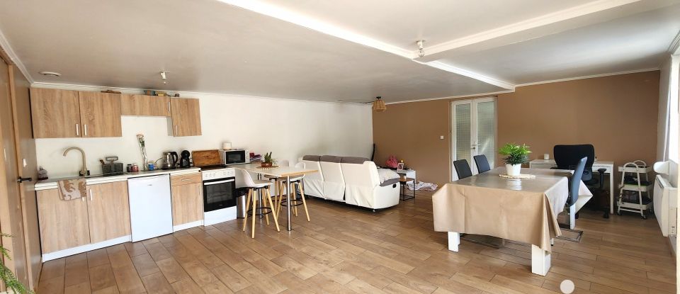 Maison 7 pièces de 161 m² à Crécy-la-Chapelle (77580)