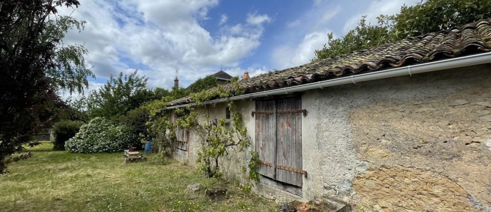 Maison 5 pièces de 115 m² à Montmorillon (86500)