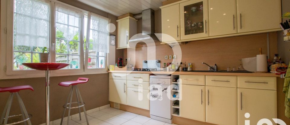 Maison 6 pièces de 110 m² à Ozoir-la-Ferrière (77330)