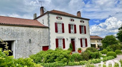 Mansion 10 rooms of 225 m² in Saint-Mathieu (87440)