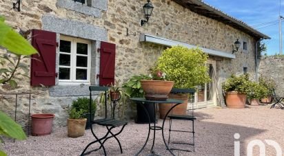 Village house 10 rooms of 225 m² in Saint-Mathieu (87440)