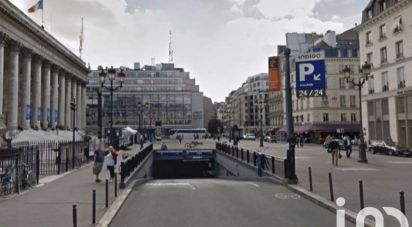 Parking of 12 m² in Paris (75002)