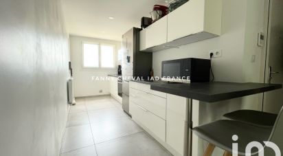 Apartment 3 rooms of 78 m² in Six-Fours-les-Plages (83140)
