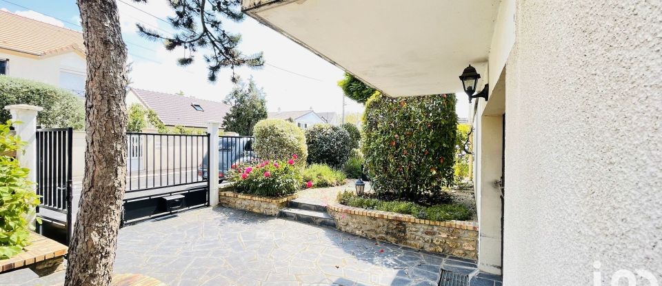 Maison 6 pièces de 140 m² à Marolles-en-Hurepoix (91630)