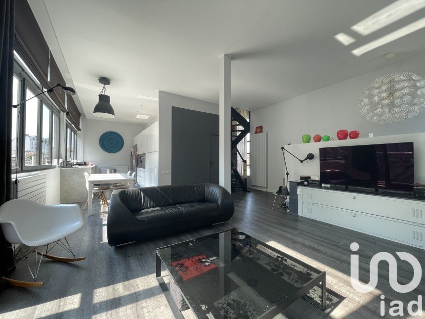 Loft 7 pièces de 127 m² à Cachan (94230)