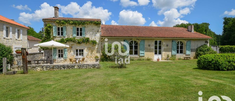 Domaine 14 pièces de 460 m² à Lesparre-Médoc (33340)