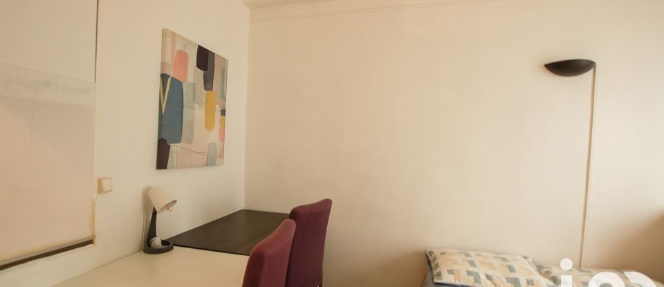 Studio 1 room of 19 m² in Paris (75008)