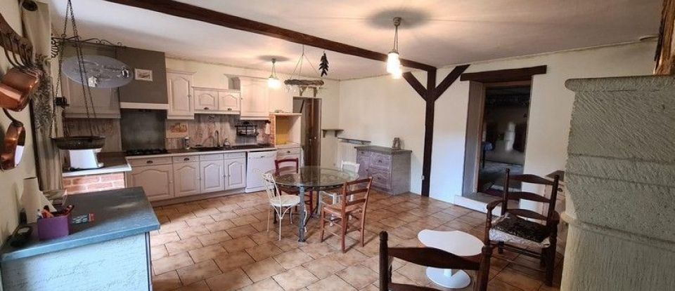 House 6 rooms of 140 m² in Montbron (16220)