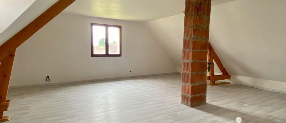 Maison traditionnelle 5 pièces de 117 m² à Cepoy (45120)