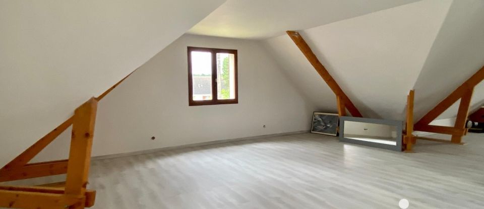 Maison traditionnelle 5 pièces de 117 m² à Cepoy (45120)