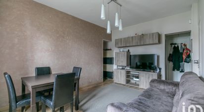 Appartement 3 pièces de 50 m² à Ivry-sur-Seine (94200)