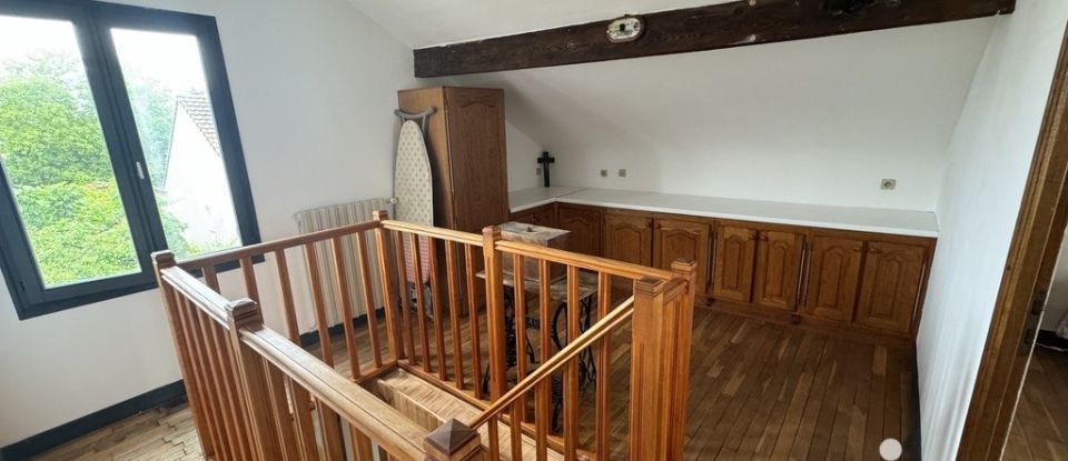 Traditional house 6 rooms of 130 m² in Achères (78260)