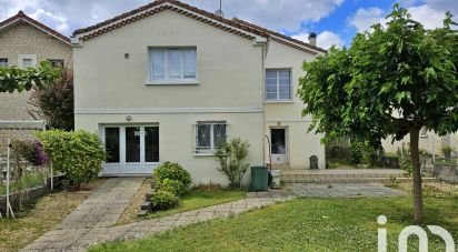 Maison 7 pièces de 149 m² à Gond-Pontouvre (16160)