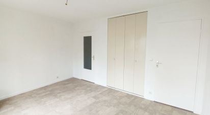 Appartement 1 pièce de 25 m² à Fontenay-aux-Roses (92260)
