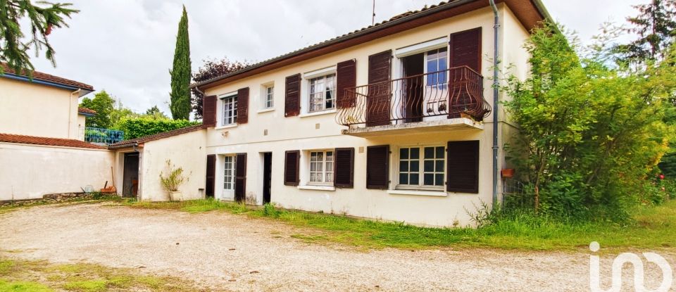 Maison 5 pièces de 110 m² à Cherves-Richemont (16370)