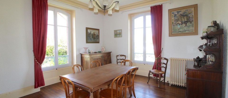 House 5 rooms of 180 m² in Marolles-sur-Seine (77130)