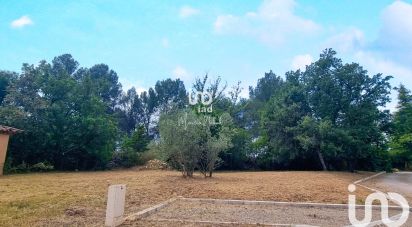 Land of 806 m² in Trans-en-Provence (83720)