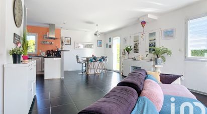 Maison 5 pièces de 112 m² à Montoison (26800)