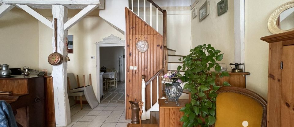 Town house 4 rooms of 108 m² in Saint-Genis-de-Saintonge (17240)