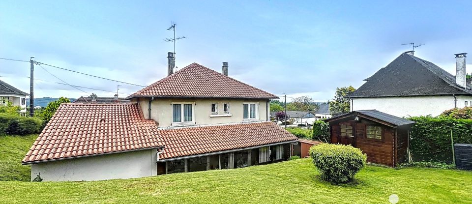 Town house 7 rooms of 127 m² in Naves (19460)