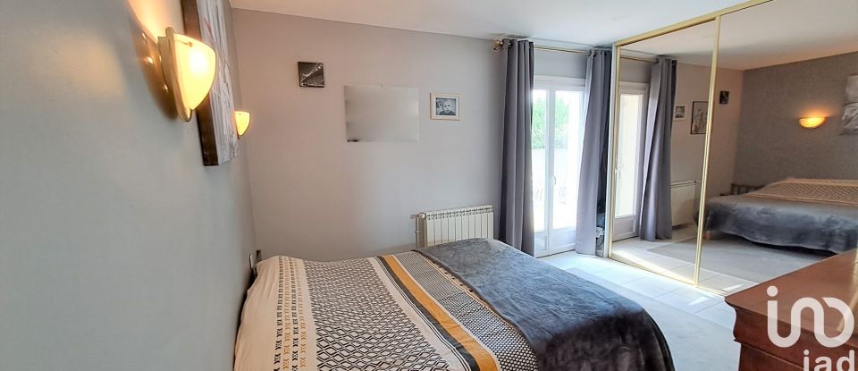 Maison 6 pièces de 130 m² à Autignac (34480)