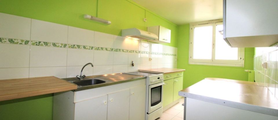 Appartement 2 pièces de 48 m² à Combs-la-Ville (77380)