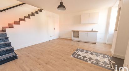 Duplex 2 rooms of 46 m² in Rive-de-Gier (42800)