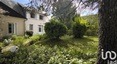 Mansion 9 rooms of 233 m² in Le Mans (72000)