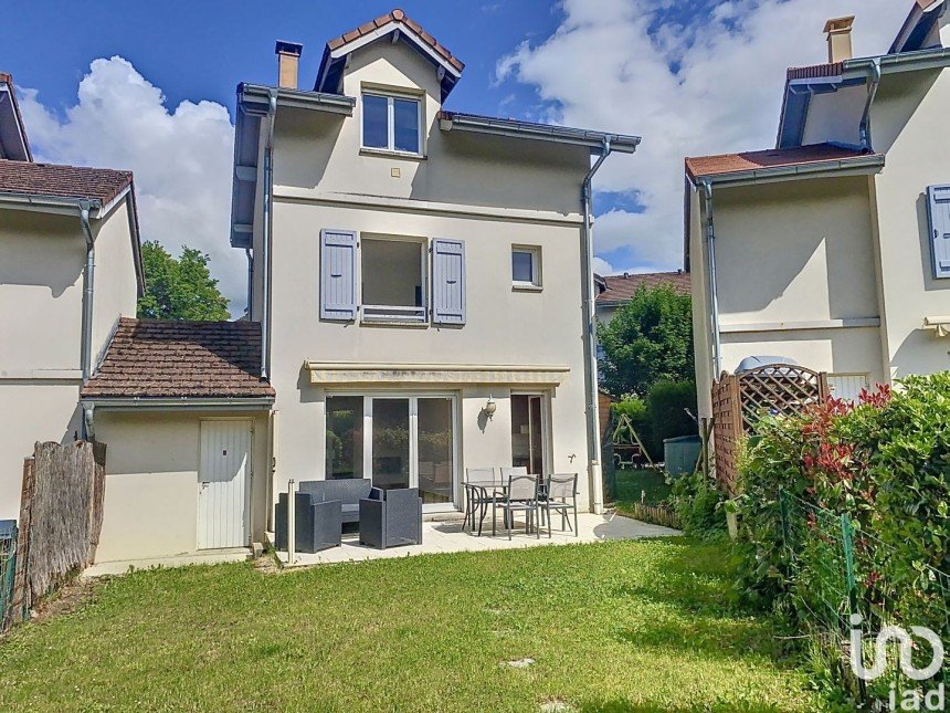 Maison 5 pièces de 101 m² à Valleiry (74520)