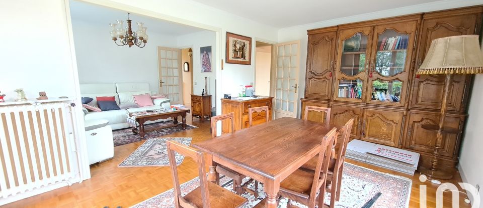 Traditional house 5 rooms of 96 m² in Eaubonne (95600)